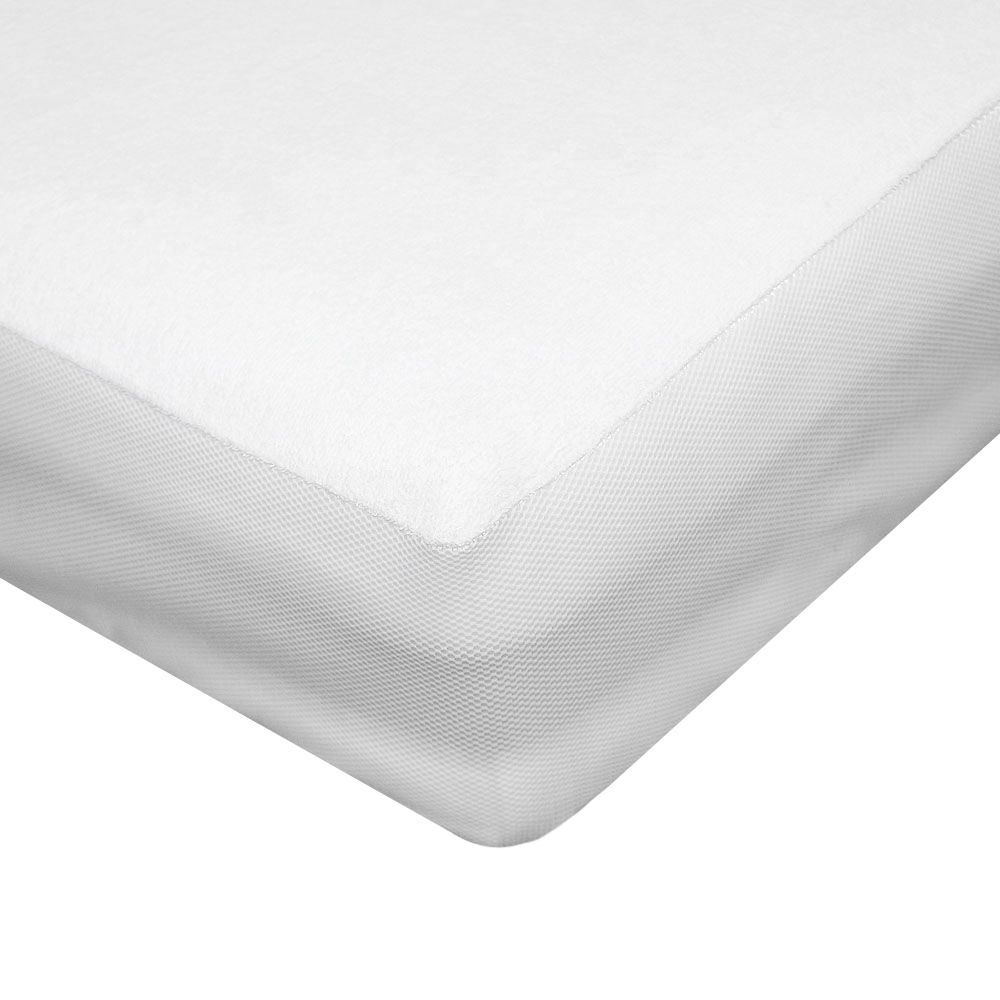 Mattress cover with elastic corners